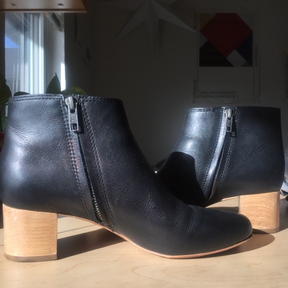 🚫SOLD🚫 Madewell Lucien Black Leather Heeled Boot - Picture 2 of 7
